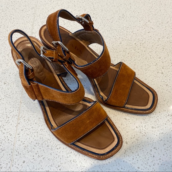 Prada brown leather and suede sandals in EU 37.5 / US 7 - Picture 2 of 8